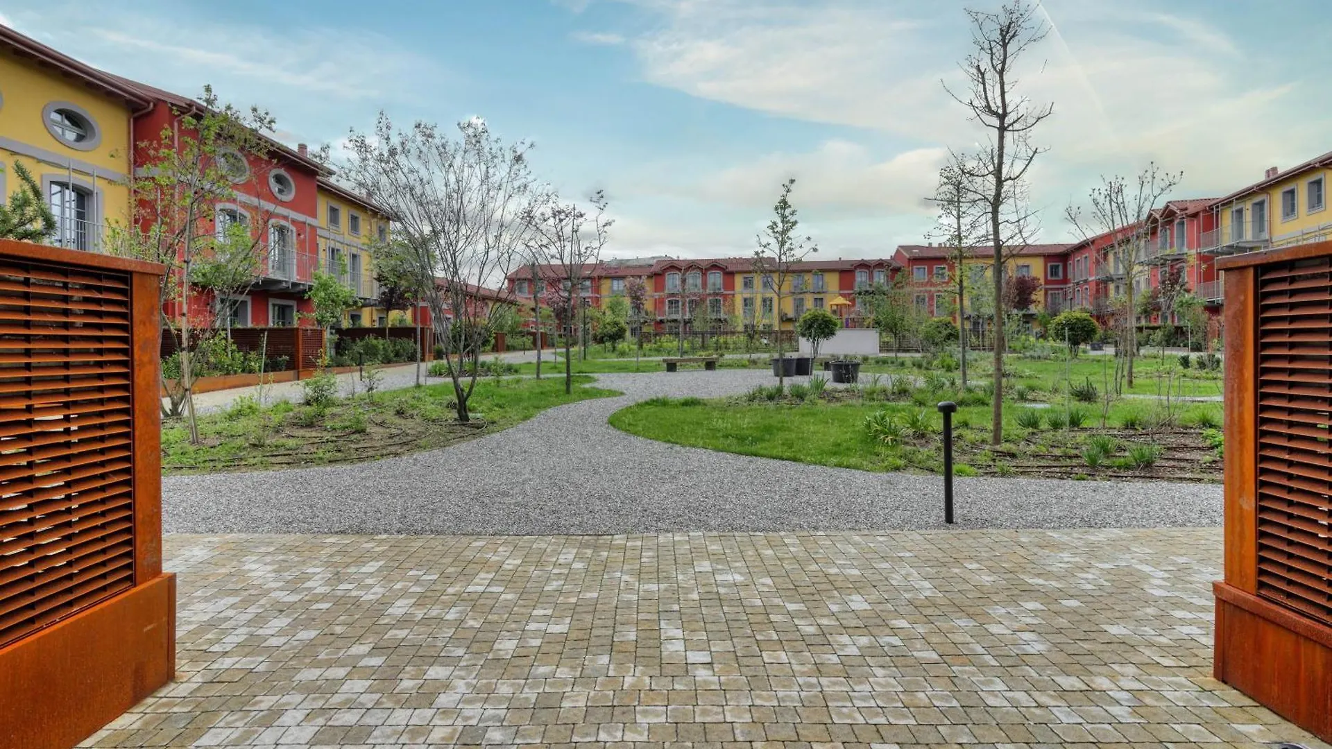 Just Urban Stays - Boutique Apartment With Parking And Gym Italy
